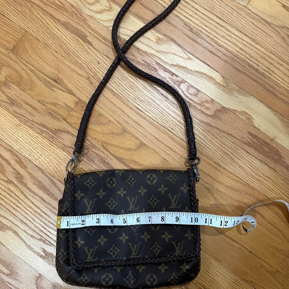 Louis Vuitton Dark Brown Monogram Crossbody Bag - Picture 2 of 5